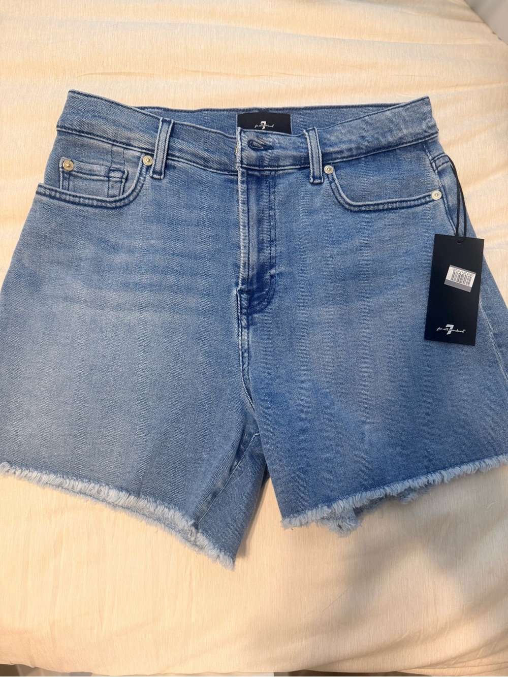 NWT 7 for all Mankind size 27 - Light Blue Denim Frayed Hem Women's Shorts